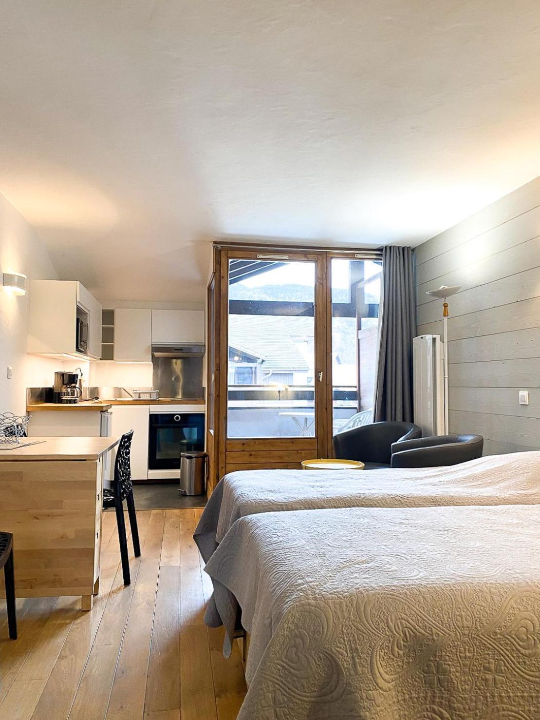 Apartment 3- *