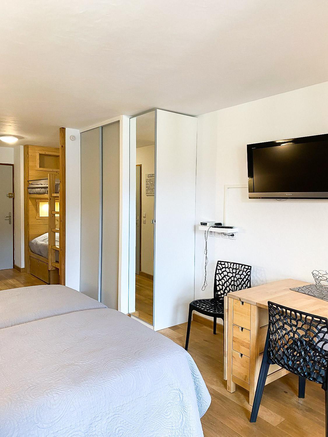 Apartment 3- *